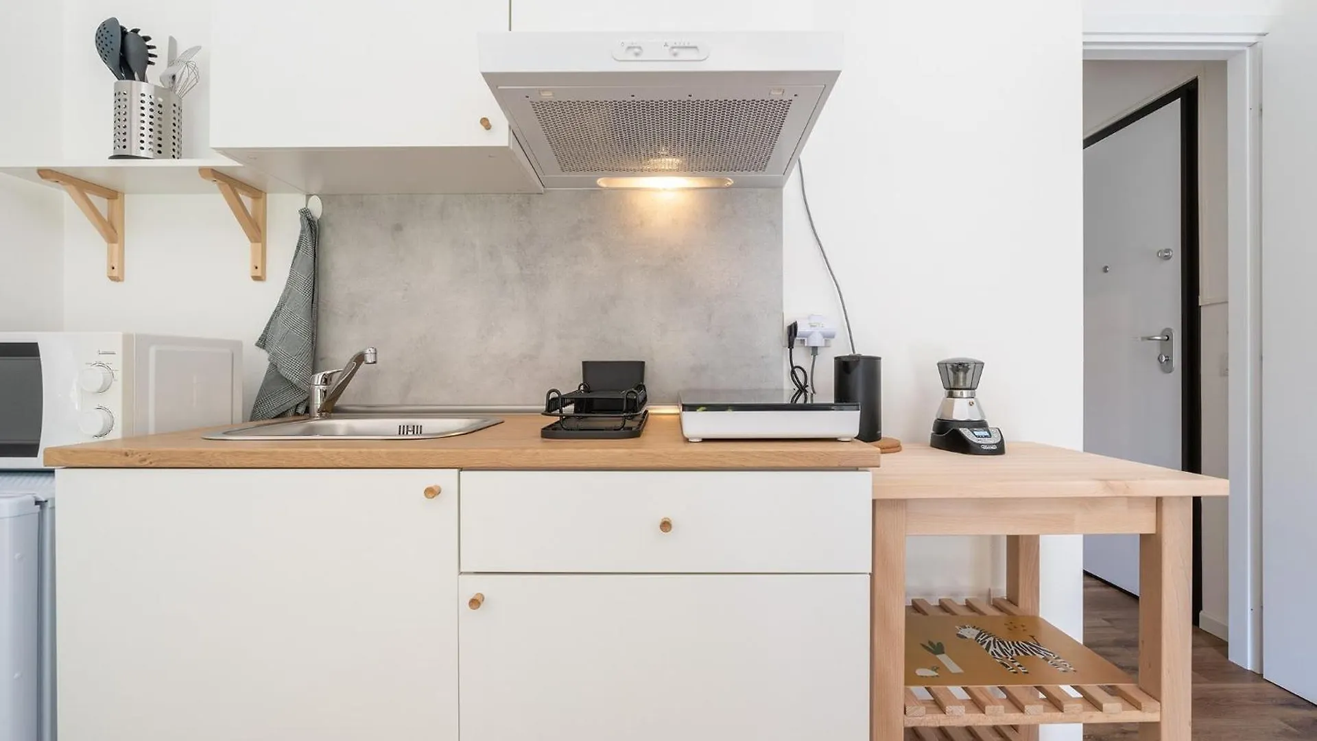 Monteverdi Apartments - Studio 1 Cagliari Italy
