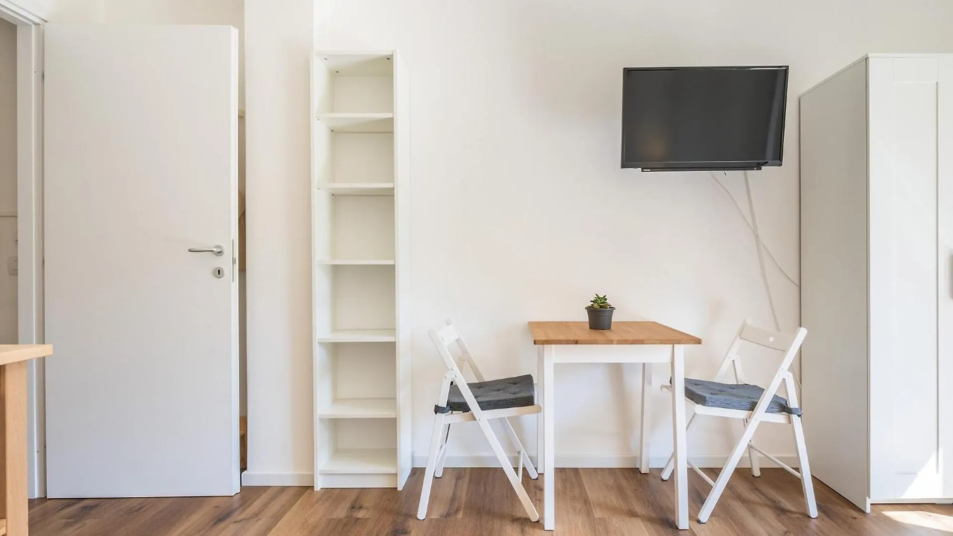 Monteverdi Apartments - Studio 1 Cagliari 0*,  Italy